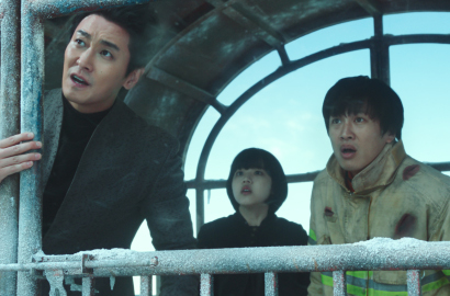 'Along With The Gods: The Two Worlds' Pecahkan Rekor Baru, Cha Tae Hyun cs Rayakan Bersama