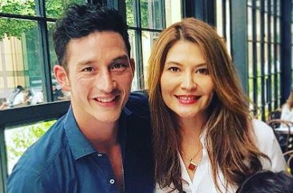 Tetap Akur, Mike Lewis Rayakan Natal dan Ultah Tamara Bleszynski