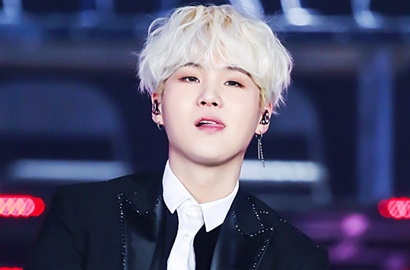 Buktikan Tak Lip Sync di SBS Gayo Daejun 2017, Aksi Keren Suga BTS Tuai Pujian