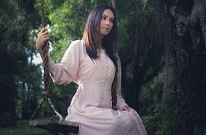 Tubuh Jadi Biru, Benarkah Sophia Latjuba Dicubit Hantu Saat Syuting Film 'Maddah'?