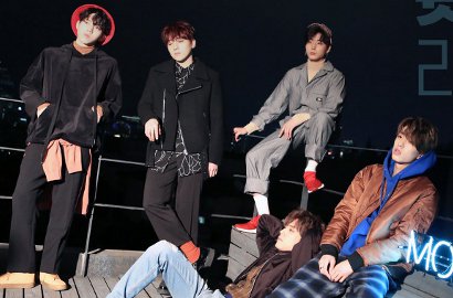 Ceritakan Kegiatan Lewat Siaran V Live, Intip Serunya DAY6 Main Telepati