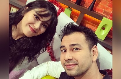Raffi Kembali Pamer Selfie 'Mesra', Ayu Ting Ting Ogah Jaga Jarak Karena Ini