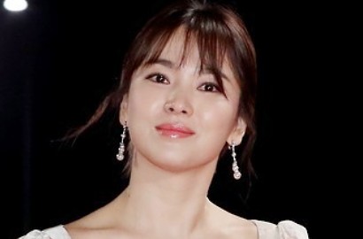 Ucapkan Selamat Tahun Baru dan Posting Foto Ini, Song Hye Kyo Digoda Netter