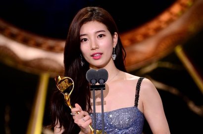 Raih Top Excellence Actress di SBS Drama Awards 2017, Pidato Kemenangan Suzy Dicibir