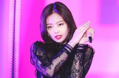 Imut Sekaligus Seksi, Intip Video Pemotretan Jennie Black Pink di Harper's Bazaar Korea