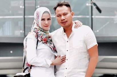 Umbar Foto Mesra, Pernikahan Vicky Prasetyo dan Angel Lelga Belum Terdaftar KUA?