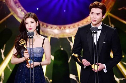 Suzy dan Lee Jong Suk Saling Goda Usai Menang Best Couple di SBS Drama Awards