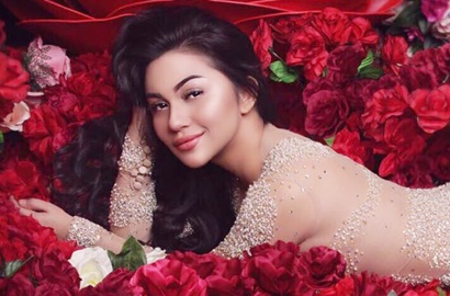 Semakin Tirus, Netter Kaget Wajah Ariel Tatum Terlihat Beda di Foto Ini