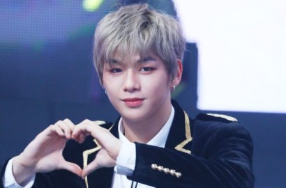 Kang Daniel Buktikan Dekat dengan Banyak Idol Lewat Berbagai Interaksi di MBC Gayo