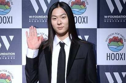 Sering Dikira Cewek, Jang Moon Bok Akui Ingin Memotong Rambut Panjangnya
