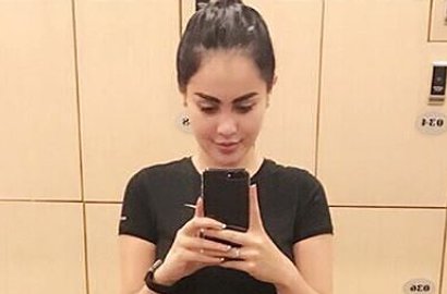 Beredar Foto Jennifer Dunn Sedang Diperiksa Polisi, Netter Malah Soroti Gigi