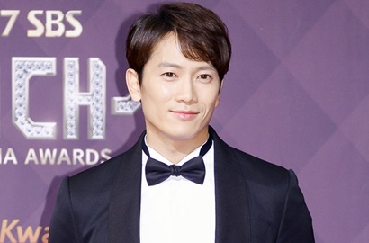 Ji Sung Bikin Pangling Tampil Browokan Saat Syuting 'Grave Site', Ganteng?