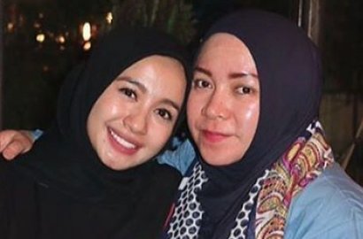 Rayakan Ultah ke-44, Melly Goeslaw Dapat Ucapan Spesial dari Laudya Cynthia Bella