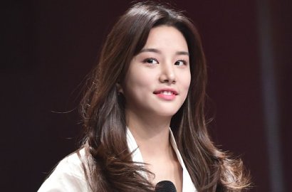 Tampil di 'King of Mask Singer', Idol Cantik Ini Bikin Semua Penonton Terkejut