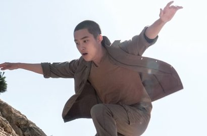 Sutradara Film 'Swing Kids' Puji Penampilan Sempurna D.O. EXO