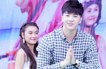 Ditanya Kesan Cium Thunder di  'Holiday in Bali', Caitlin Halderman Beri Jawaban Polos