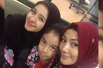 Anaknya Sering Dipuji Mirip Chelsea Islan, Begini Komentar Erra Fazira