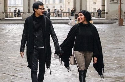 24 Tahun Menikah, Ini Pesan Romantis Armand dan Dewi Gita