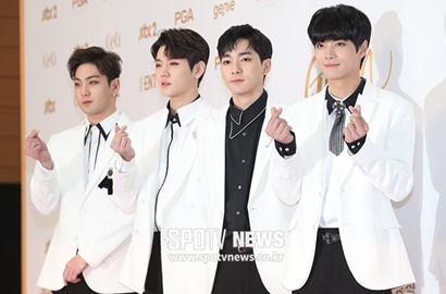 Terima Bonsang Perdana, NU'EST W Buka GDA Hari Kedua Bareng Monsta X