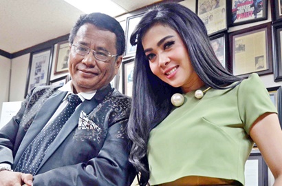 Bersahabat, Hotman Paris Bocorkan Kriteria Cowok Buat Syahrini