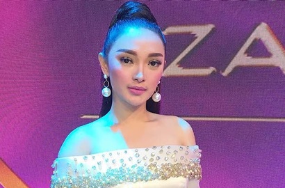 Zaskia Gotik Unggah Foto Keluarga, Netter Sindir Ayu Ting Ting?