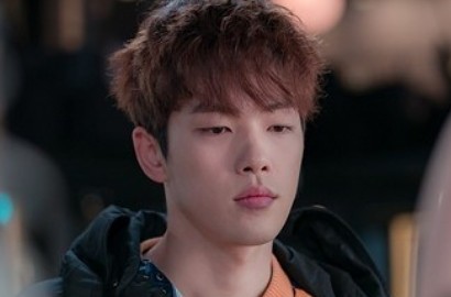 Lulus dari 'School 2017', Kim Jung Hyun Gendong Bayi di 'Laughter in Waikiki'