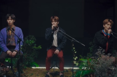 Kerennya Jaehyun-Doyoung dan Taeil NCT Nyanyi Live 'Timeless' SM STATION