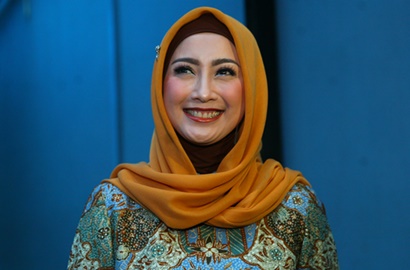 Dipuji Cantik dan Awet Muda, Desy Ratnasari Justru Malas ke Salon
