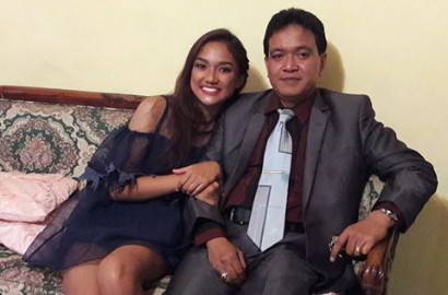 Marion Jola 'Idol' Beribadah Usai Diterpa Video Porno, Ini Reaksi Sang Ayah