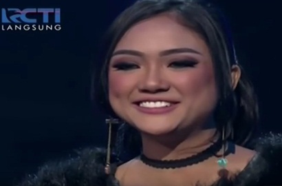 Dapat Standing Ovation, Marion Jola Lolos Lagi di 'Idol' Meski Diterpa Isu Video Panas