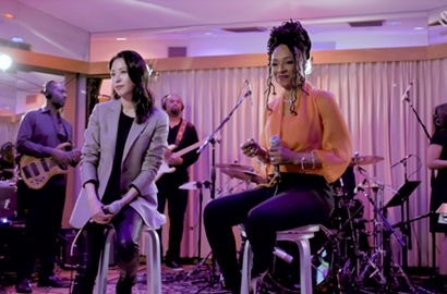 Adu Suara Merdu, BoA-Siedah Garret Pukau Fans di Video Spesial SM STATION