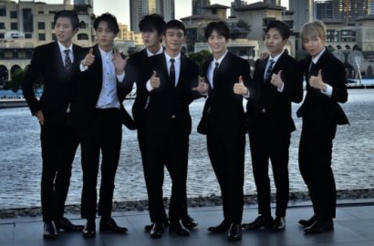 Gila-Gilaan, Begini Hebohnya EXO Tonton Dubai Fountain Show
