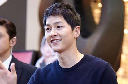 Super Ganteng di Iklan Terbaru, Suara Merdu Song Joong Ki Bikin Meleleh