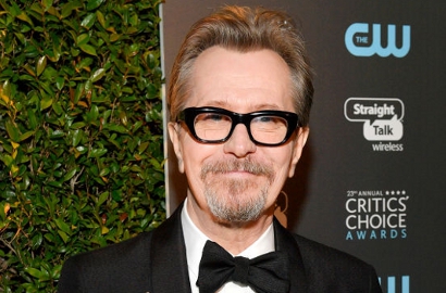Totalitas, Inilah Transformasi Gary Oldman Demi Darkest Hour'