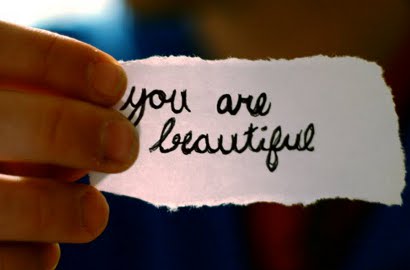 Girls, 4 Respon Pujian Ini Bisa Bikin Orang 'Ilfeel' Sama Kamu, Stop Bilang Gini Ya!