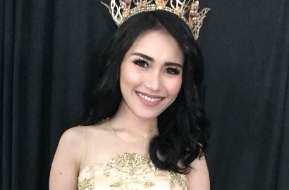 Ayu Ting Ting Umrohkan Tukang Bangunan Kepercayaan Keluarganya