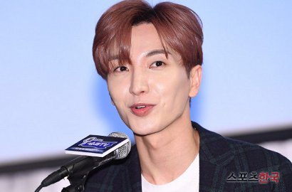 Posting Foto Anjingnya Bareng Pacar, Leeteuk Beri Kode Ingin Jalin Hubungan