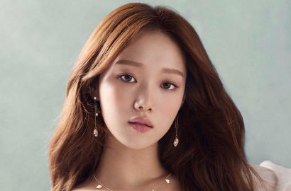 Usung Gaya Ini di Bandara Saat Musim Dingin, Lee Sung Kyung Tuai Beragam Komentar