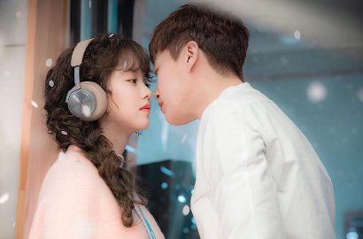 'Radio Romance' Akhirnya Rilis Poster Resmi Jelang Tayang, Sekeren Apa?