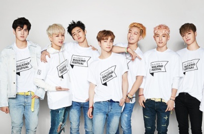 Syuting 'Ask Us Anything', Gantengnya iKON Pakai Seragam Sekolah Bikin Histeris