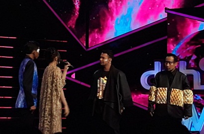 Bukan Ayu Ting Ting, Raffi Ahmad Malah Rayu Via Vallen di Dahsyatnya Awards 2018