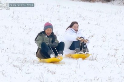 Ceria Depan Perapian, Yoona Temani Lee Hyori di Poster 'Hyori's Bed & Breakfast 2'
