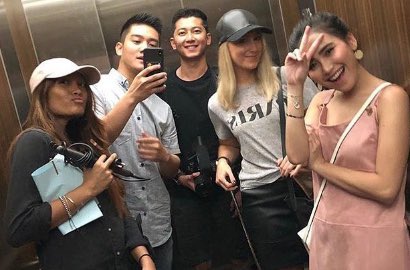Ayu Ting Ting Sendu dan Belahan Dada Ngintip, Haters: Kosong Dipamerin