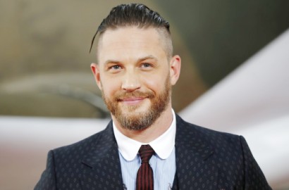 Unggah Foto Punggung Bertato, Tom Hardy Bocorkan 'Venom' Selesai Syuting?