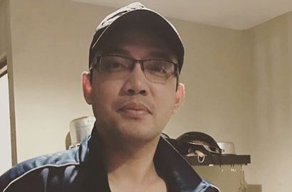 Dalangi Penggerebekan, Sandy Tumiwa Tantang Pacar Tessa Kaunang Tanggung Jawab