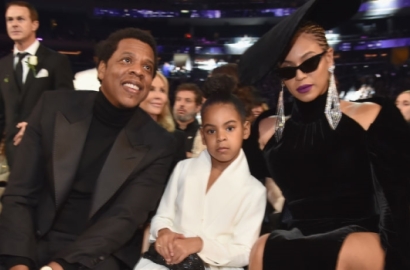 Dandan Kece, Beyonce Bikin Salfok Bawa Snack Hingga Jus di Grammy Demi Blue Ivy