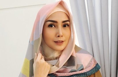 Unggah Foto Blur Lengan yang Terbuka, Fenita Arie Dipuji Netter