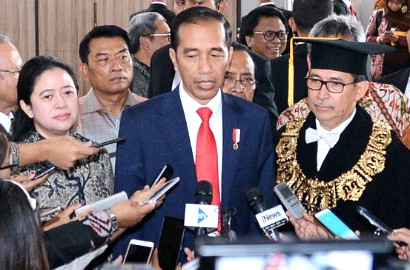 Kena 'Kartu Kuning' Mahasiswa, Presiden Jokowi Ingin Ajak BEM UI ke Papua