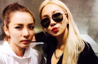 Adu Cantik dengan Dara, CL Juga Pose Akrab Bareng Big Bang di Pernikahan Taeyang