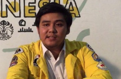Usai Acungkan 'Kartu Kuning' Ke Jokowi, Ketua BEM UI Akui Belum Dipanggil Pihak UI